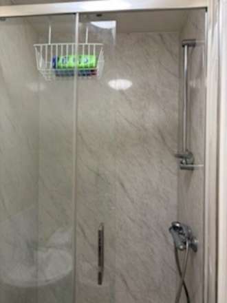 **EN-SUITE ROOM**Newgate Street, Worksop, Image 4