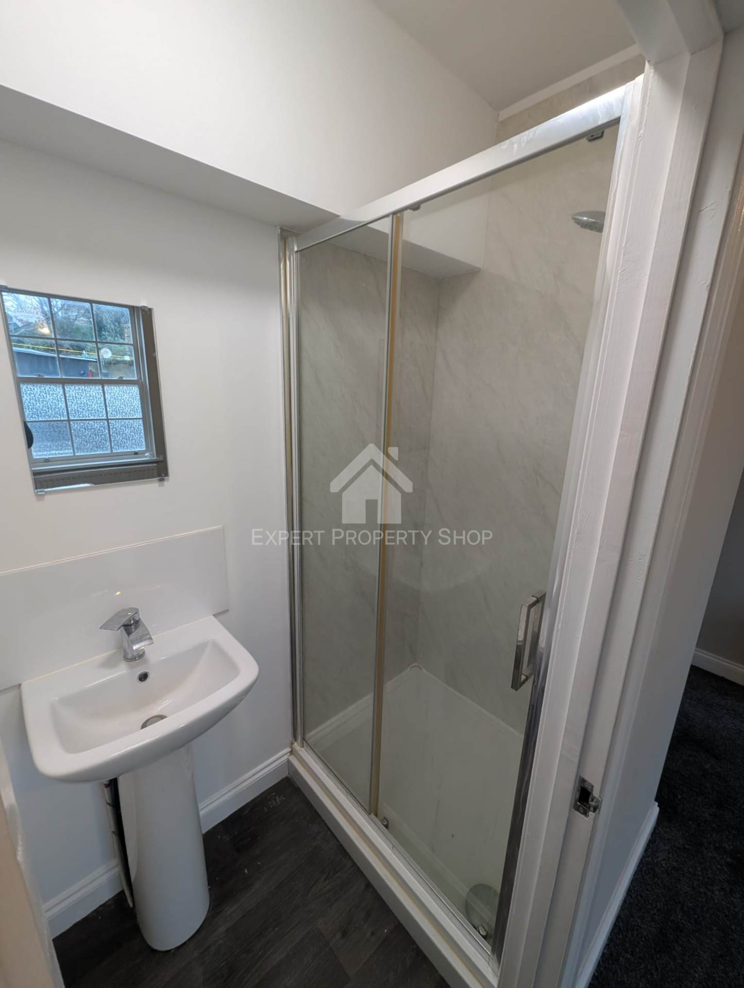 **AVAILABLE NOW** Room 7. Newgate Street, Worksop, Image 4