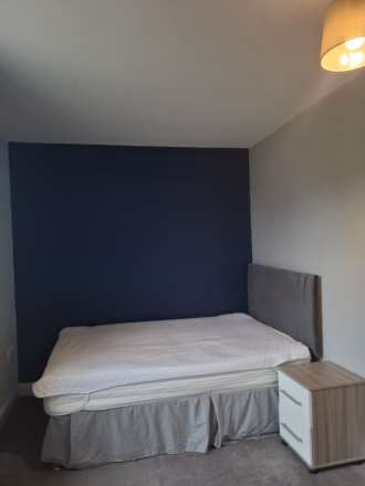 **AVAILABLE NOW** Room 9, 20 Newgate Street, Worksop, Image 4