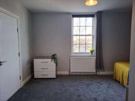 **AVAILABLE NOW** Room 9, 20 Newgate Street, Worksop, Image 7