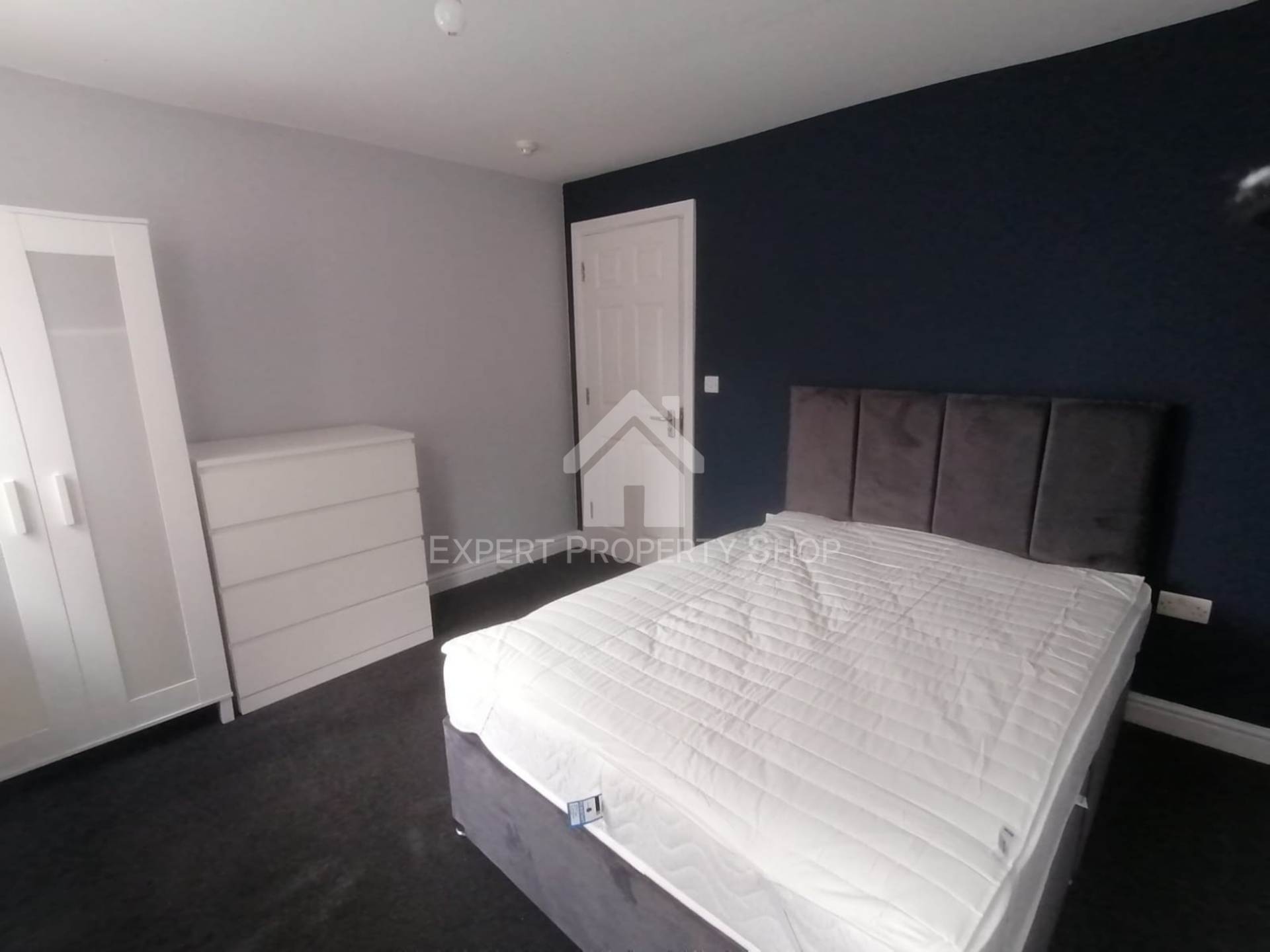 **AVAILABLE NOW** Carlton Road, Worksop, Image 4