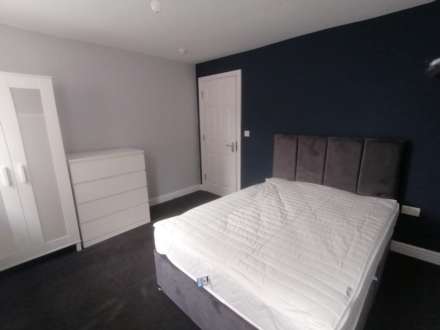 **AVAILABLE NOW** Carlton Road, Worksop, Image 4