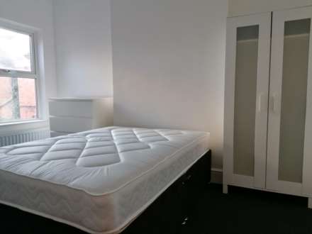 **AVAILABLE OCTOBER**Room 4, Watson Road.Worksop,, Image 3