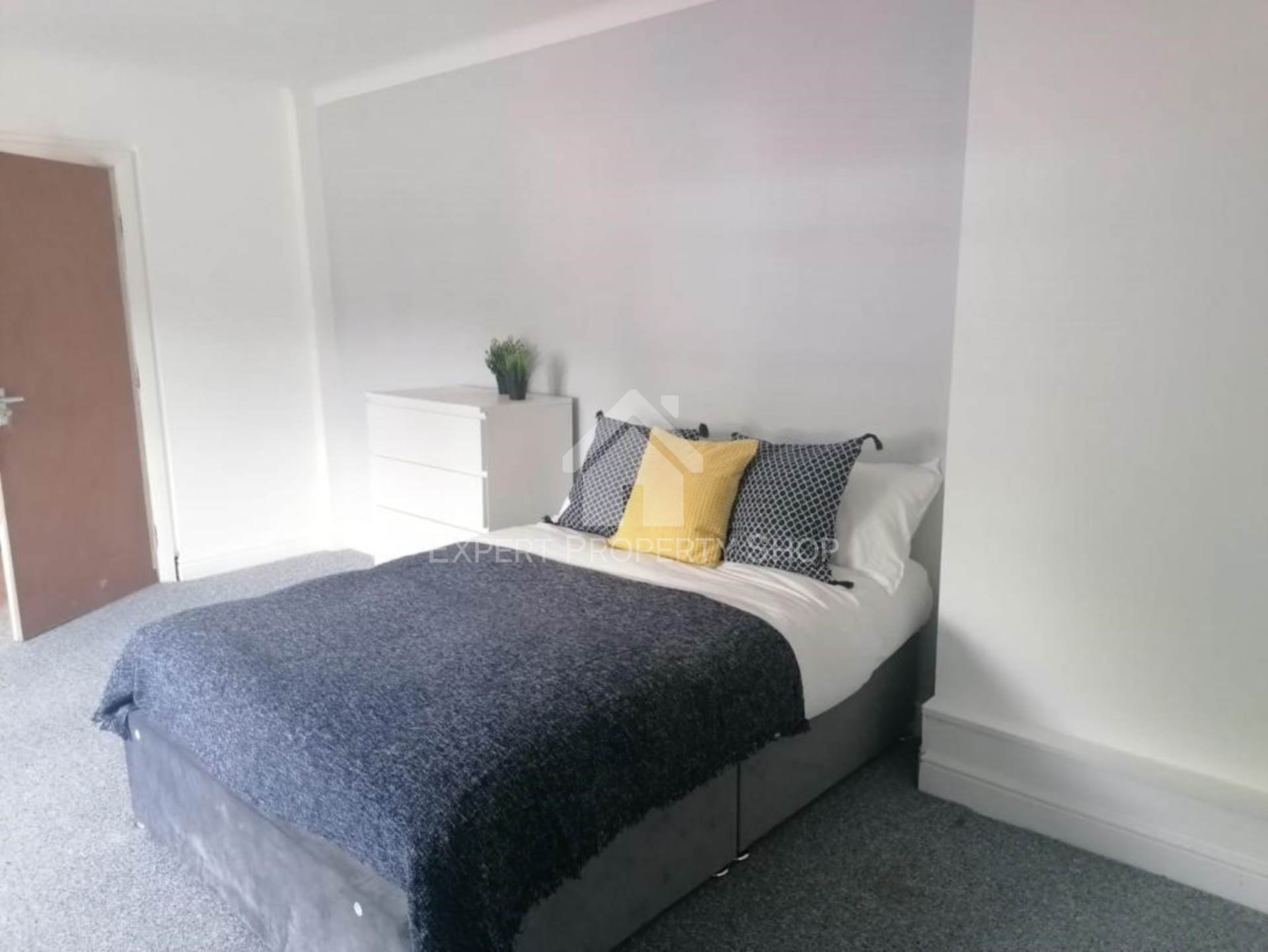 Room 2, 112 Sandy Lane, Worksop, Image 2