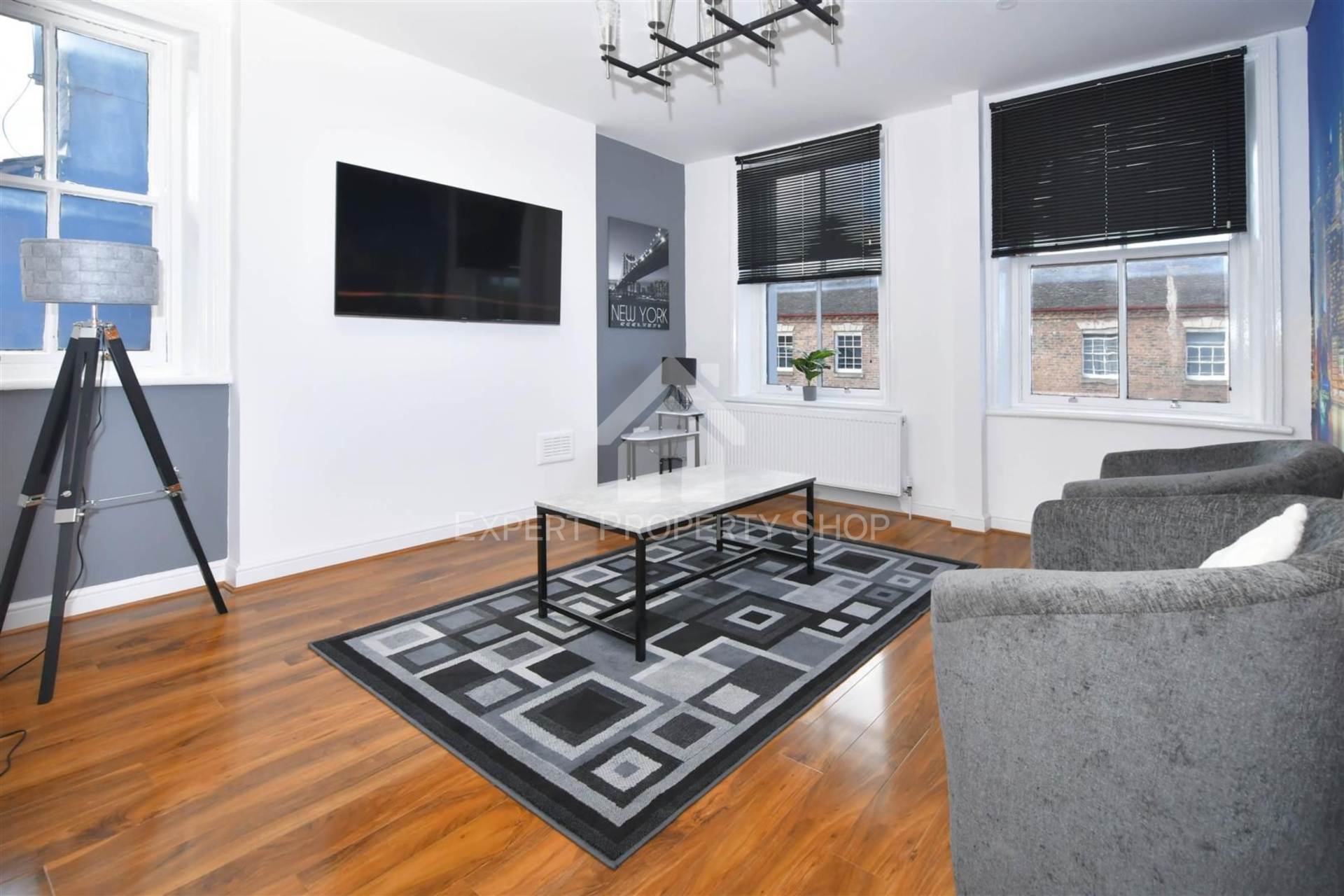 **AVAILABLE OCTOBER**Room 5, 8 Westport Road, Stock on Trent, Image 1