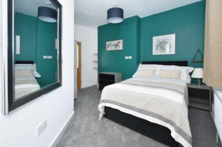 Room 8, 8 Westport road, Stoke-on-Trent