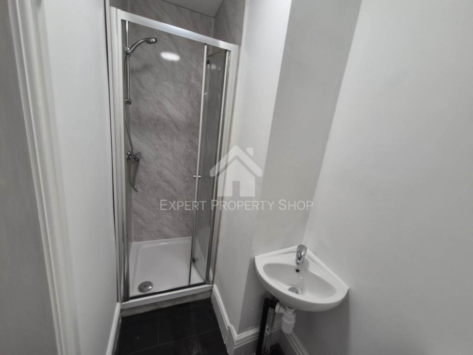 Room 1, 46 Watson Road, Worksop, Image 4