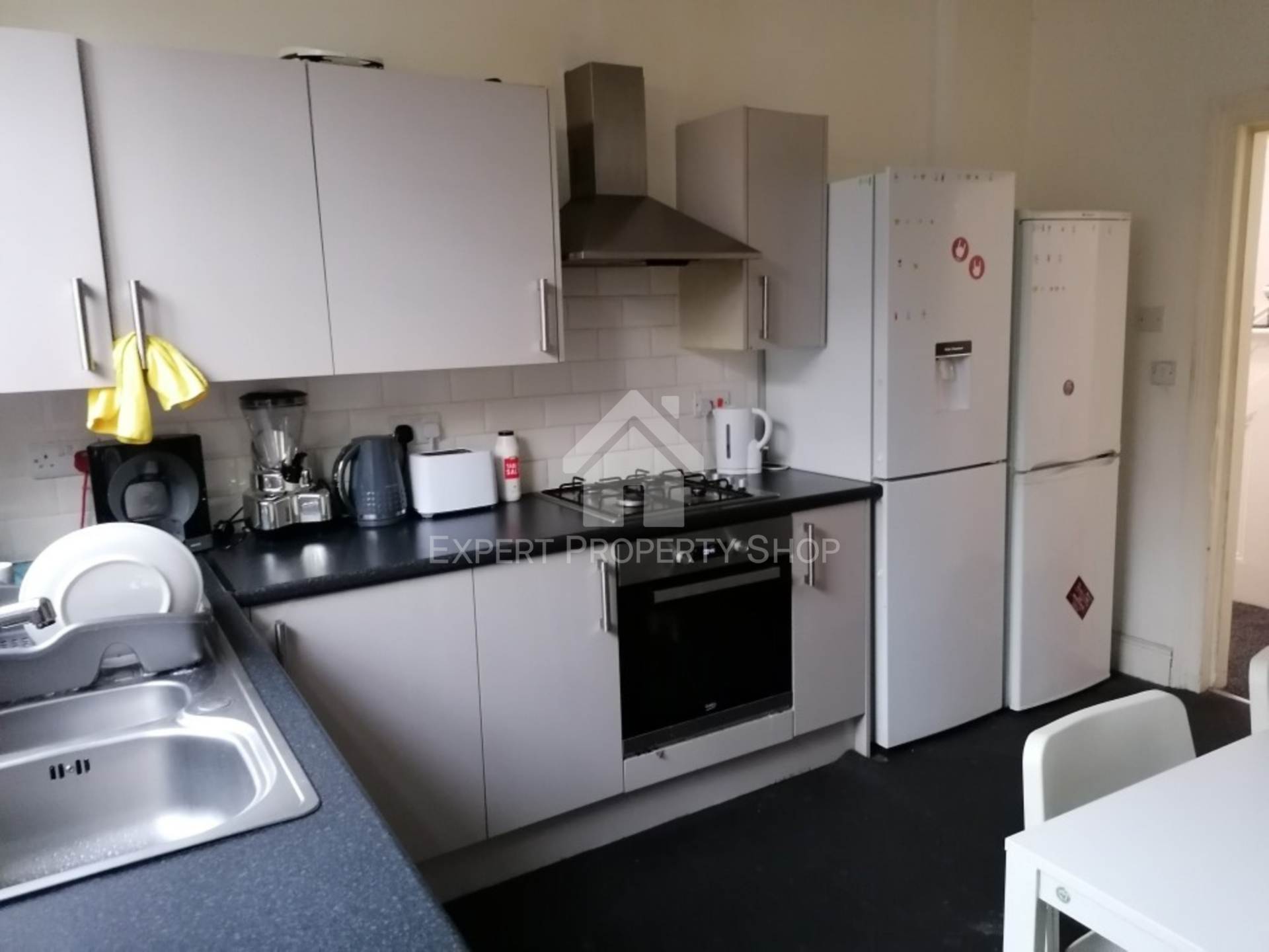 **AVAILABLE NOW**Watson Road, Worksop, Image 6