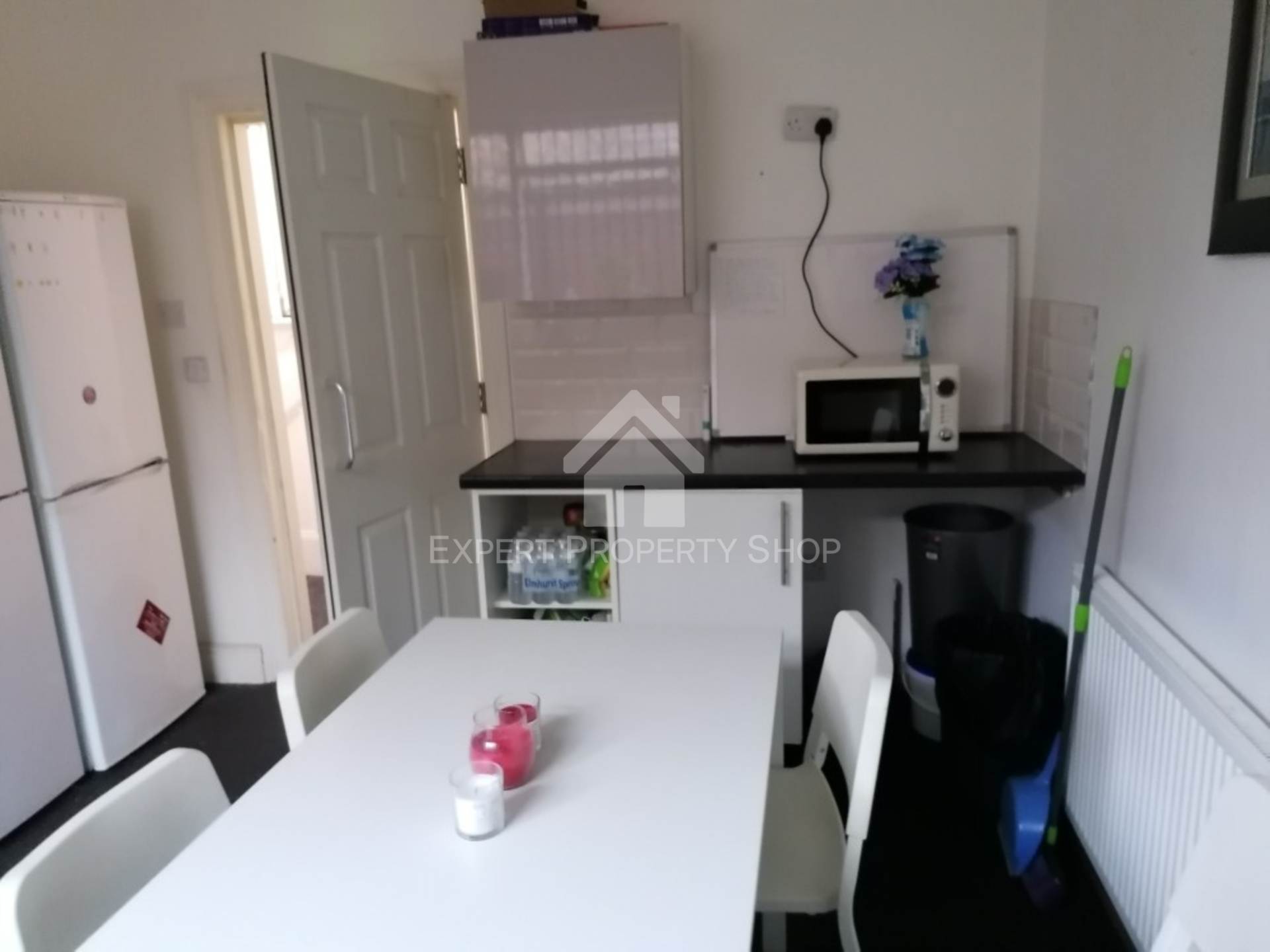 **EN-SUITE ROOM**Watson Road, Worksop, Image 6