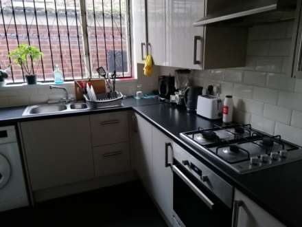 **EN-SUITE ROOM**Watson Road, Worksop, Image 5