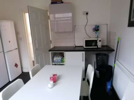 **EN-SUITE ROOM**Watson Road, Worksop, Image 6