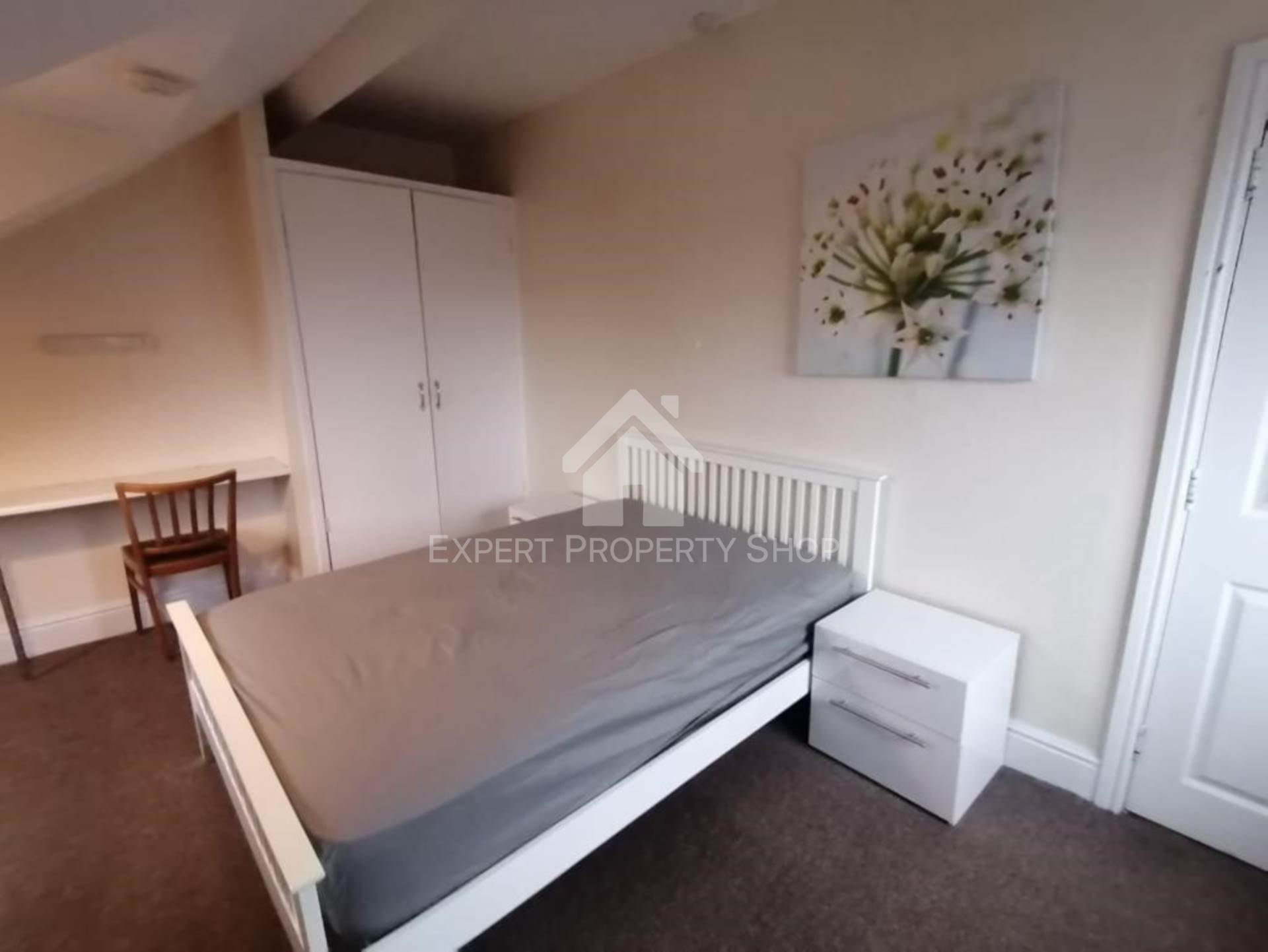 Room 2, 23 Holly Road, Retford, Image 1