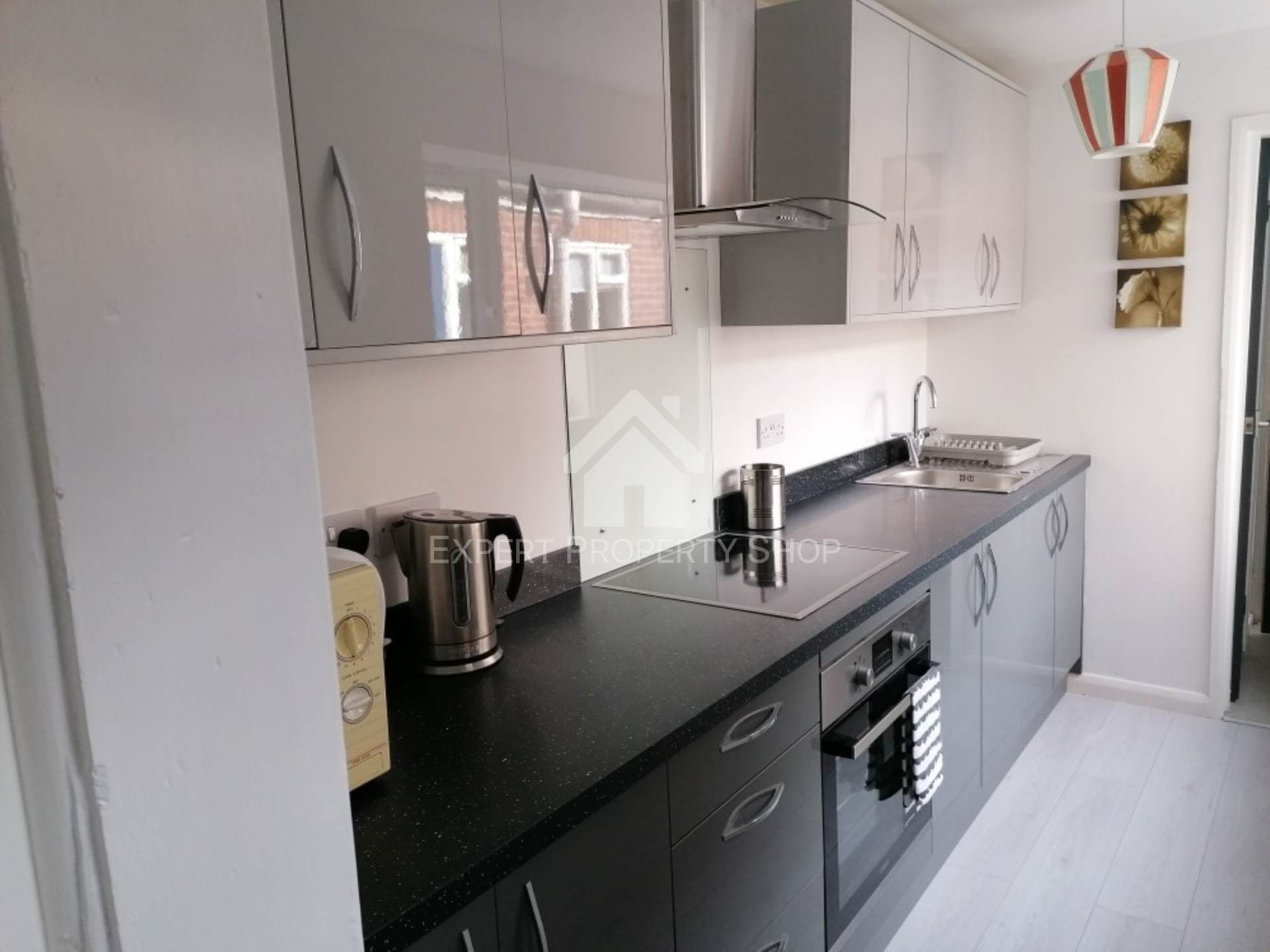 **DOUBLE ROOM** Albert Road,Retford., Image 4