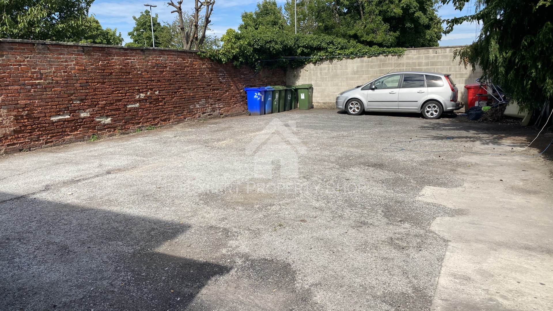 EN-SUITE ROOM AVAILABLE. Room 1, 29 Park St. Worksop., Image 8