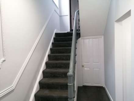 *** DOUBLE EN-SUITE ROOM*** 29 Park Street, Worksop, Image 6