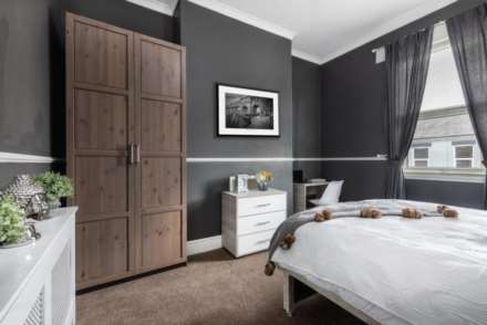 **AVAIALABLE NOW**Room 3, 70 Pensbury Street, Darlington, Image 1