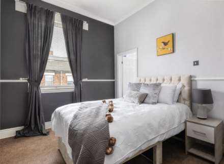 **AVAIALABLE NOW**Room 3, 70 Pensbury Street, Darlington, Image 2