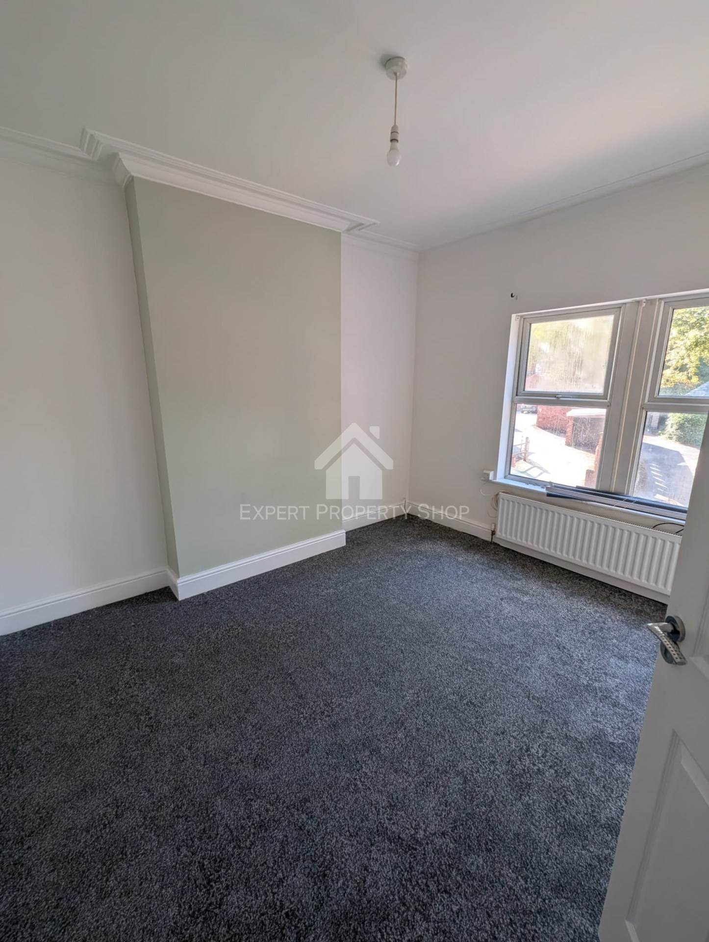 Watson Road Communal Area, Worksop, Image 2
