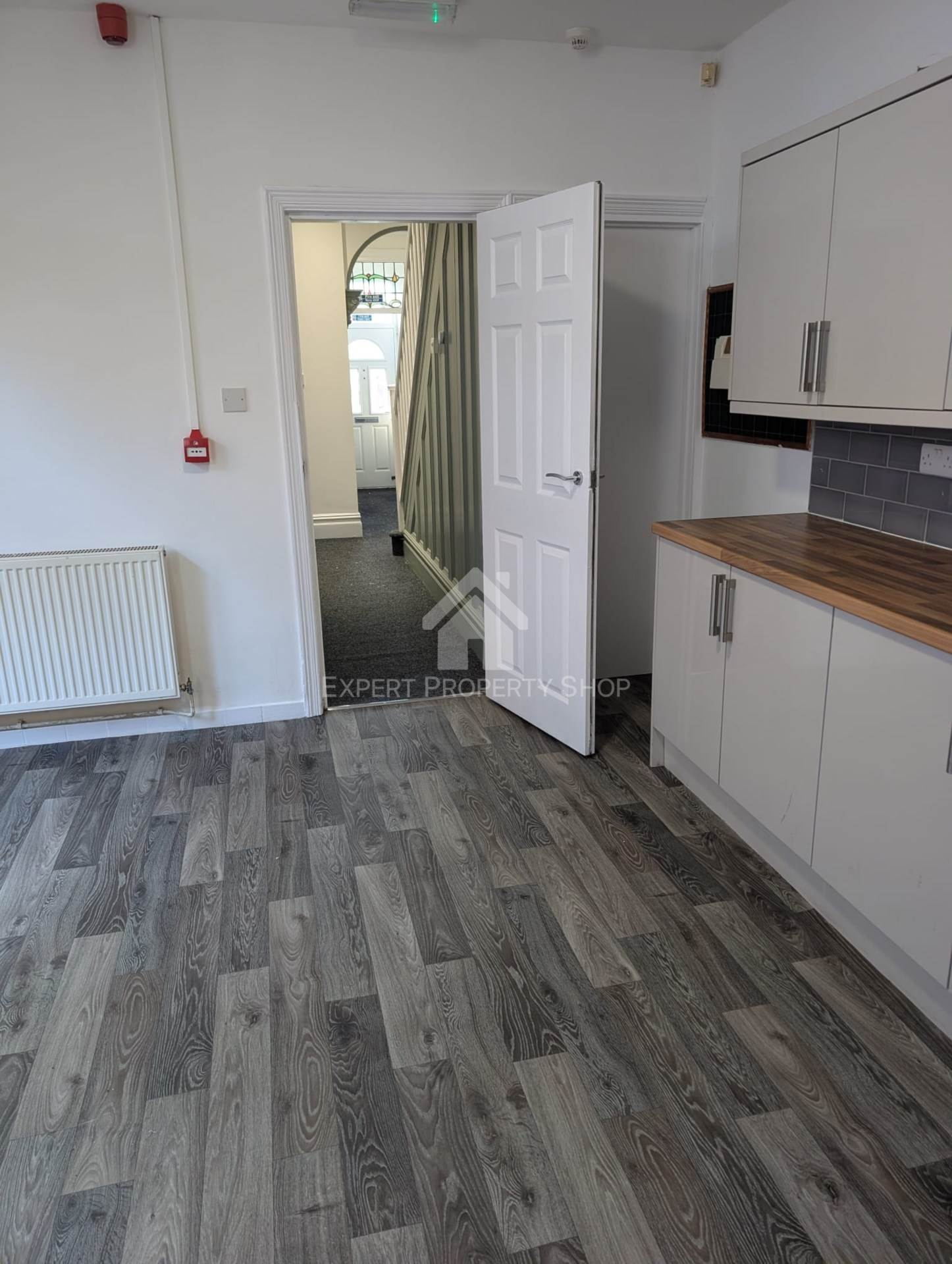 Watson Road Communal Area, Worksop, Image 6