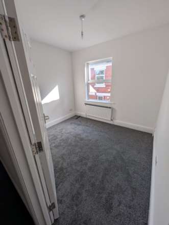Watson Road Communal Area, Worksop, Image 9