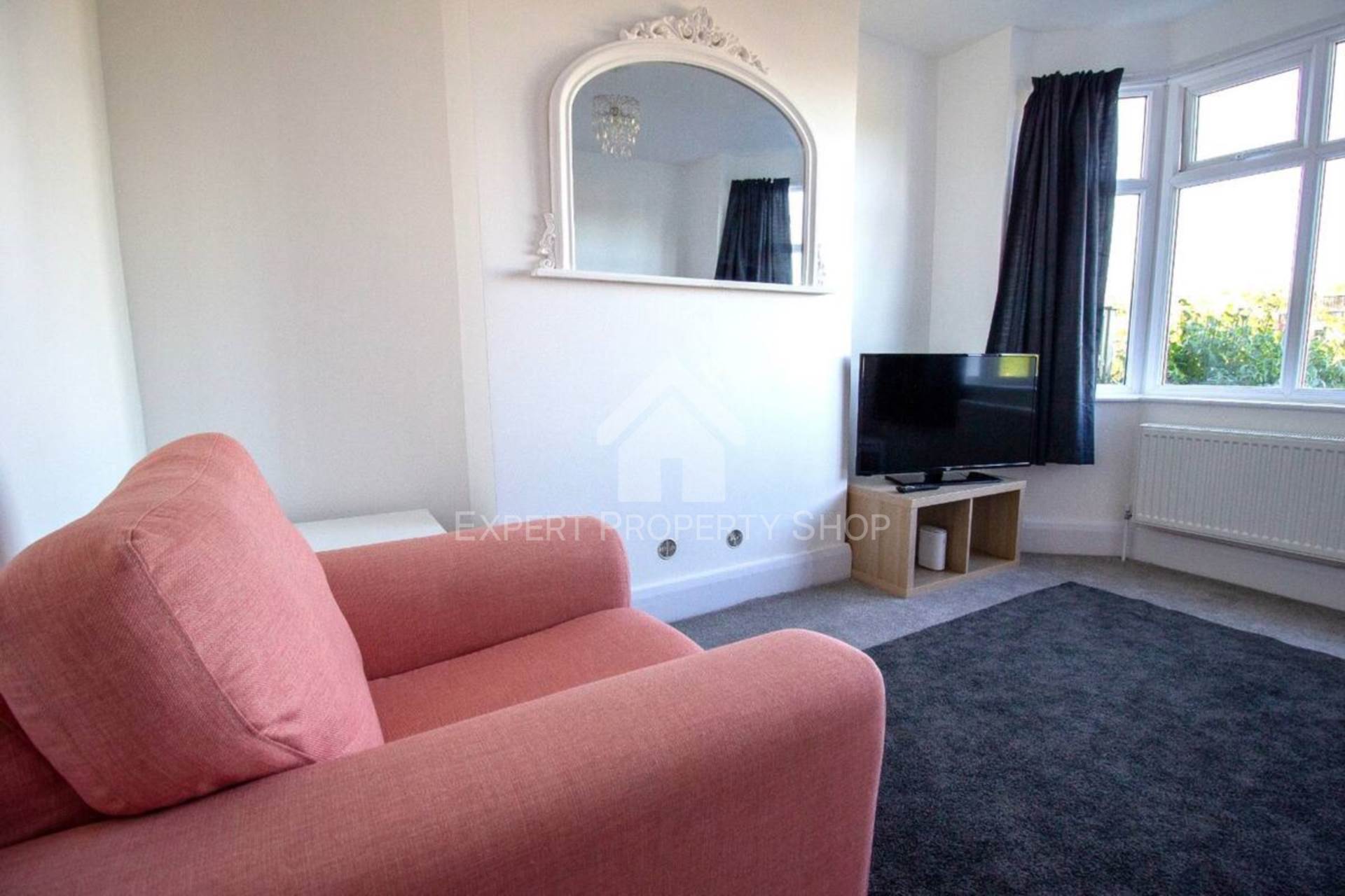 Harlaxton Road, Grantham, Lincolnshire., Image 3