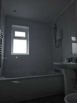 **AVAILABLE NOW**Guernsey Court, Robin Hood Road, Skegness, Image 7