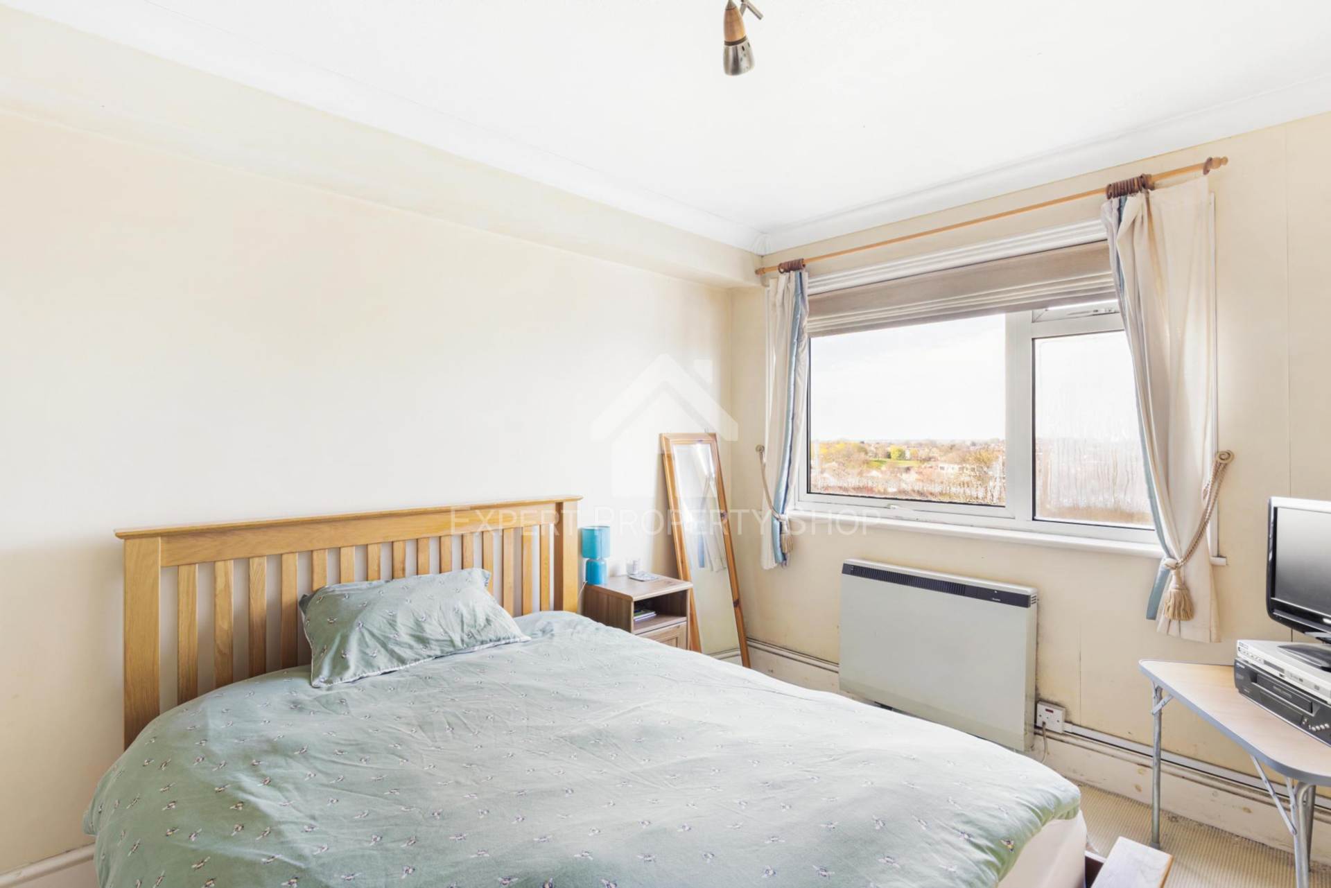 Carshalton Grove, Sutton, Image 10