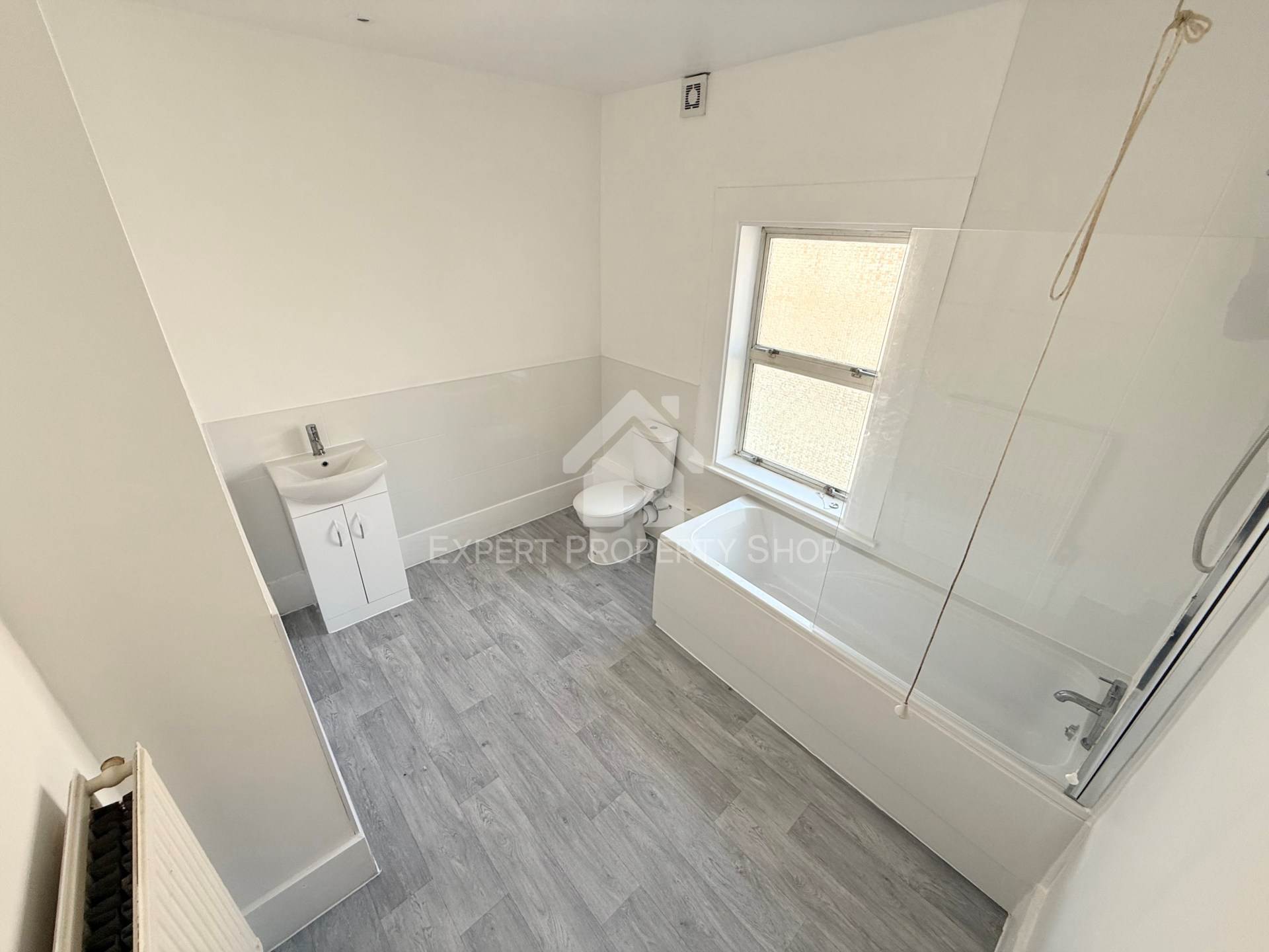 Frederick Street, Luton, Bedfordshire, Image 7