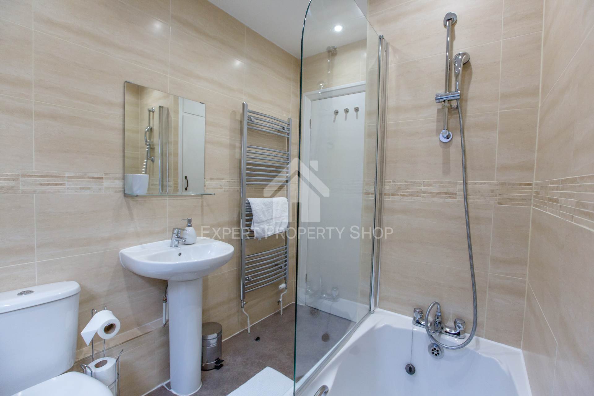 Shrublands Close, Chelmsford, Image 9
