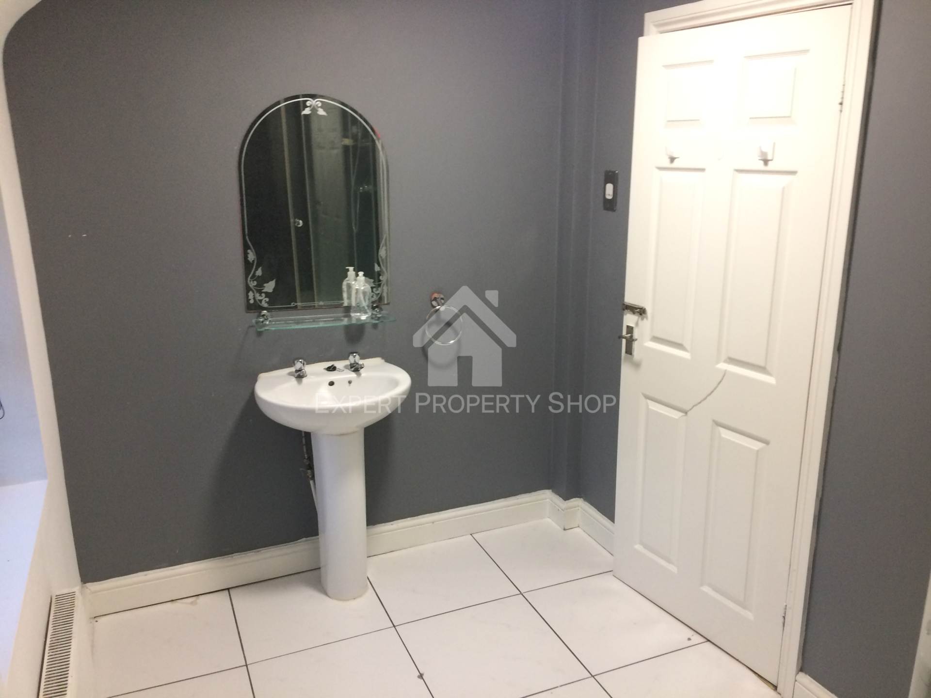 Carlton Road, Worksop, Image 6