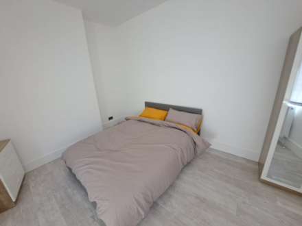Room 1, 75 Church Street, Creswell