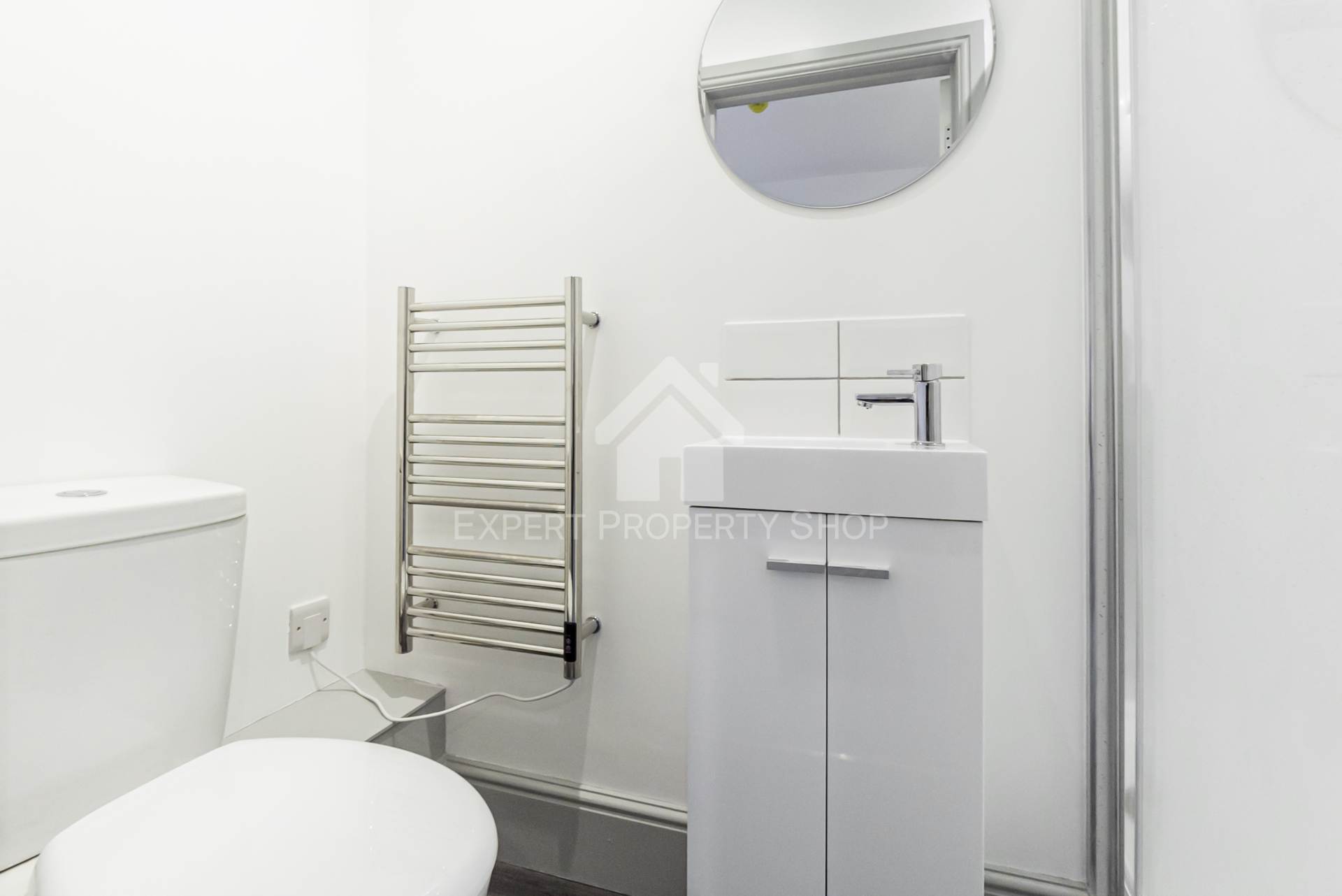 Room 1, 21a  Canterbury Road, Sittingbourne, Image 5