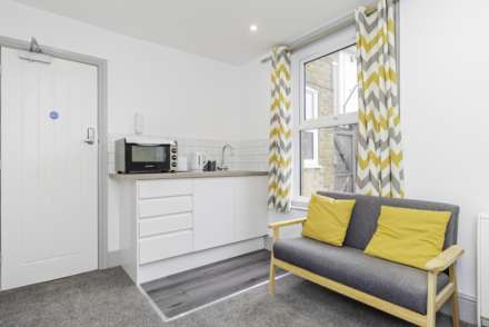 Room 1, 21a  Canterbury Road, Sittingbourne, Image 11