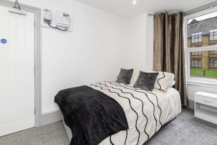 Room 1, 21a  Canterbury Road, Sittingbourne, Image 2