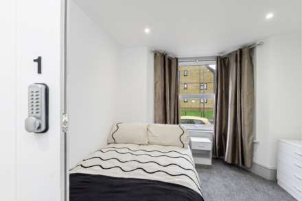 Room 1, 21a  Canterbury Road, Sittingbourne, Image 3