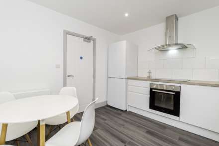 Room 1, 21a  Canterbury Road, Sittingbourne, Image 8