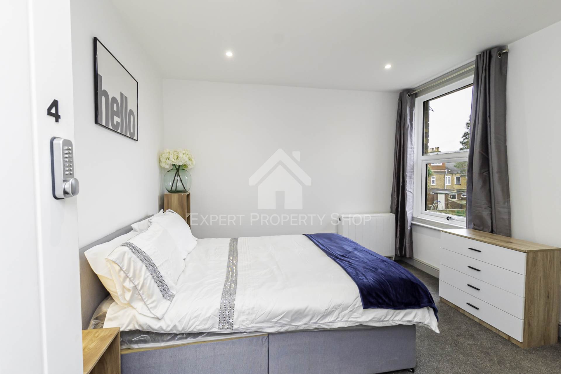 Room 4, 21a Canterbury Road, Sittingbourne, Image 3