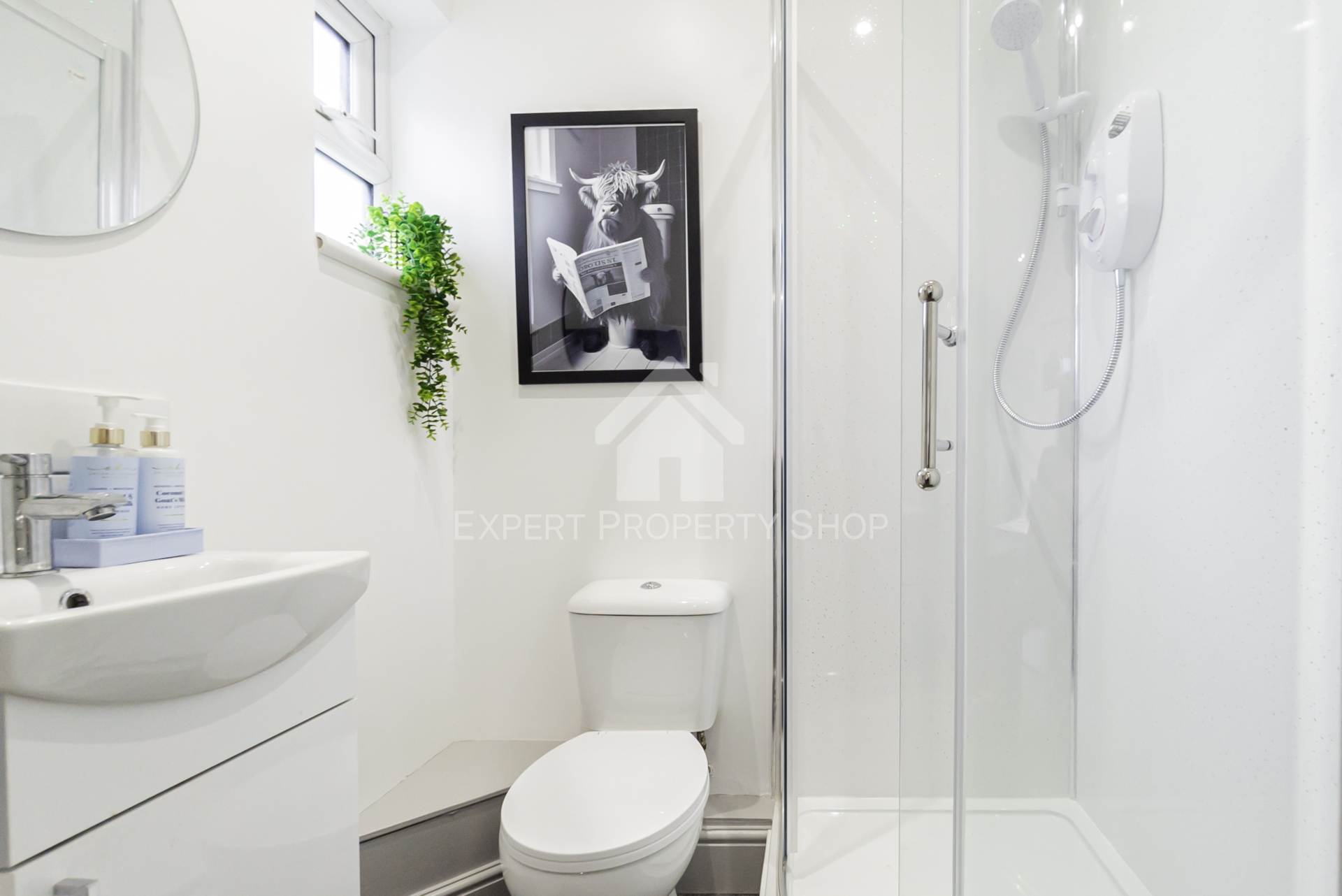 Room 4, 21a Canterbury Road, Sittingbourne, Image 4