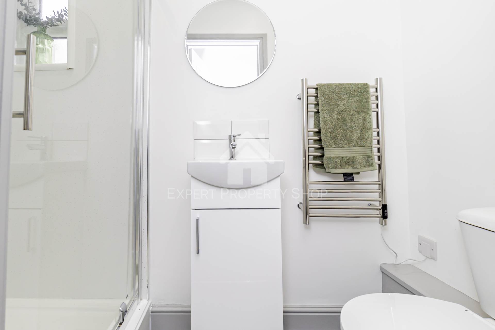 Room 5,  21a Canterbury Road, Sittingbourne, Image 5