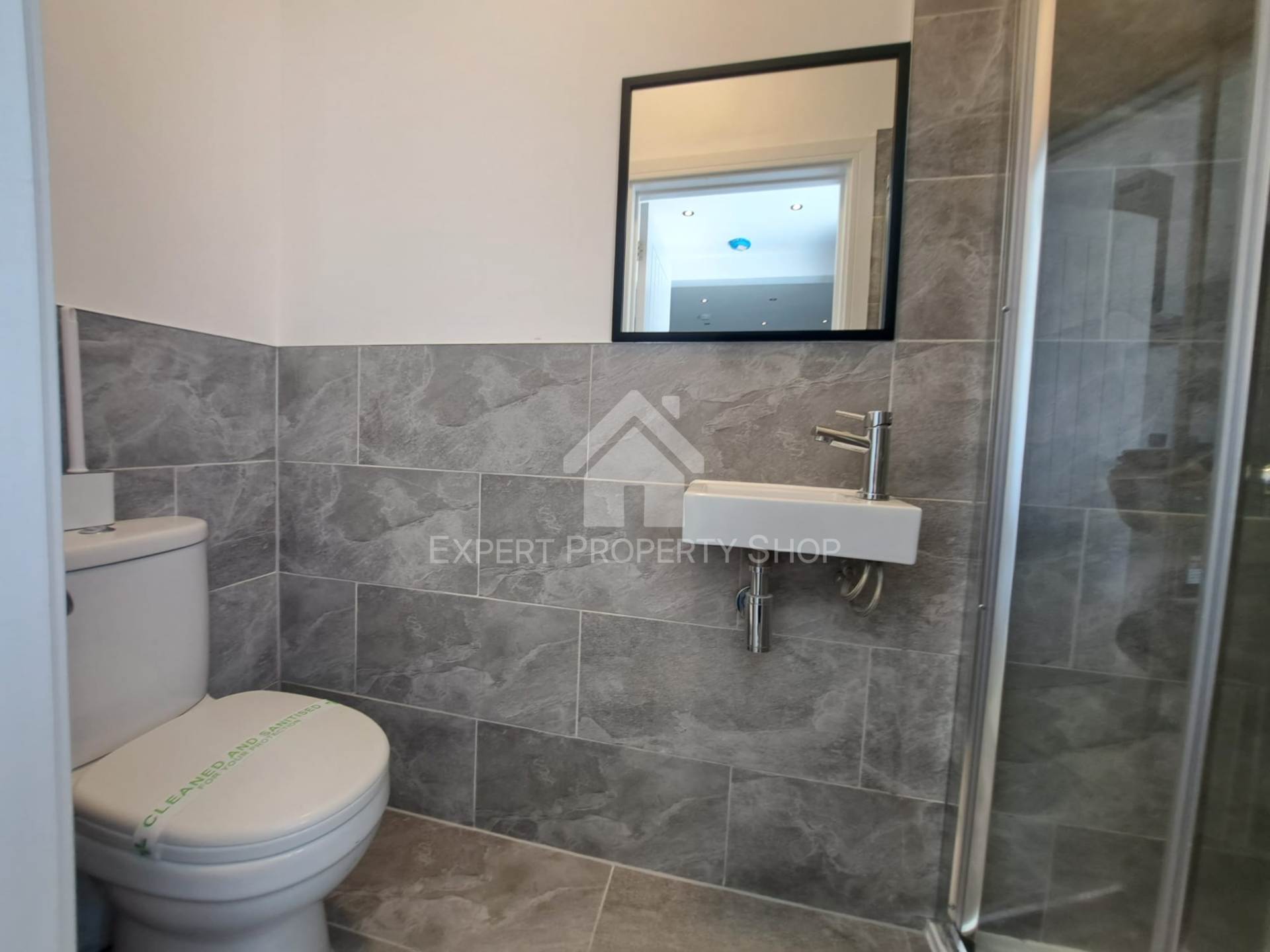 *HOUSE SHARE*Room 5. 75 Church Street, Creswell, Image 5