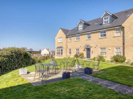 Grove Court, Worksop, Image 10