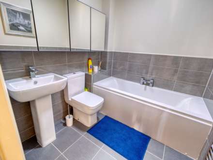 Grove Court, Worksop, Image 6