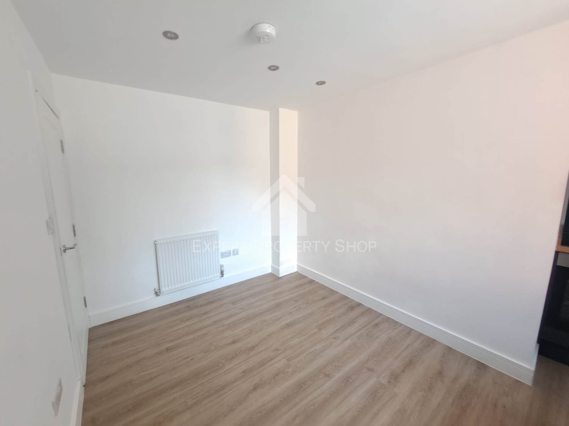 Flat 2, 72 Bridge Street, Worksop, Image 3