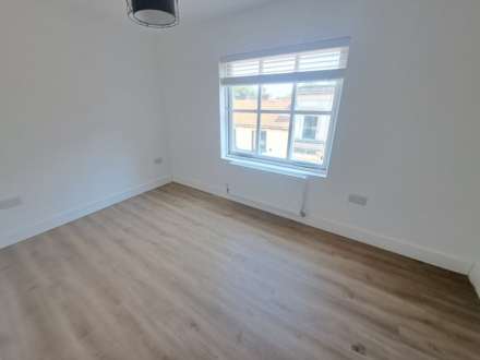 Flat 5, 72 Bridge Street, Worksop, Image 4