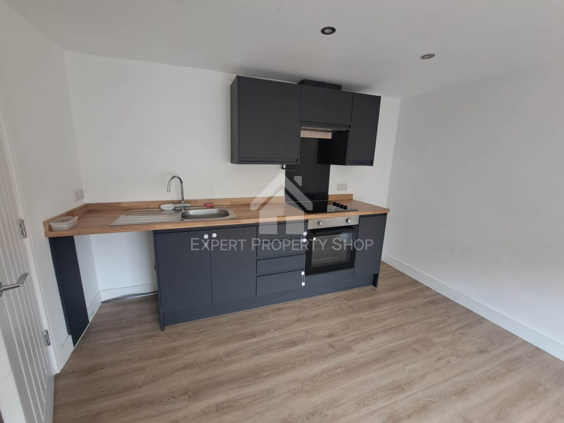 Flat 6, 72 Bridge Street, Worksop, Image 1