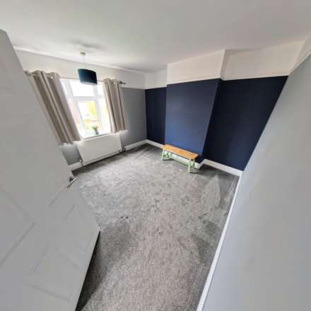 Mount Avenue, Worksop, Image 13
