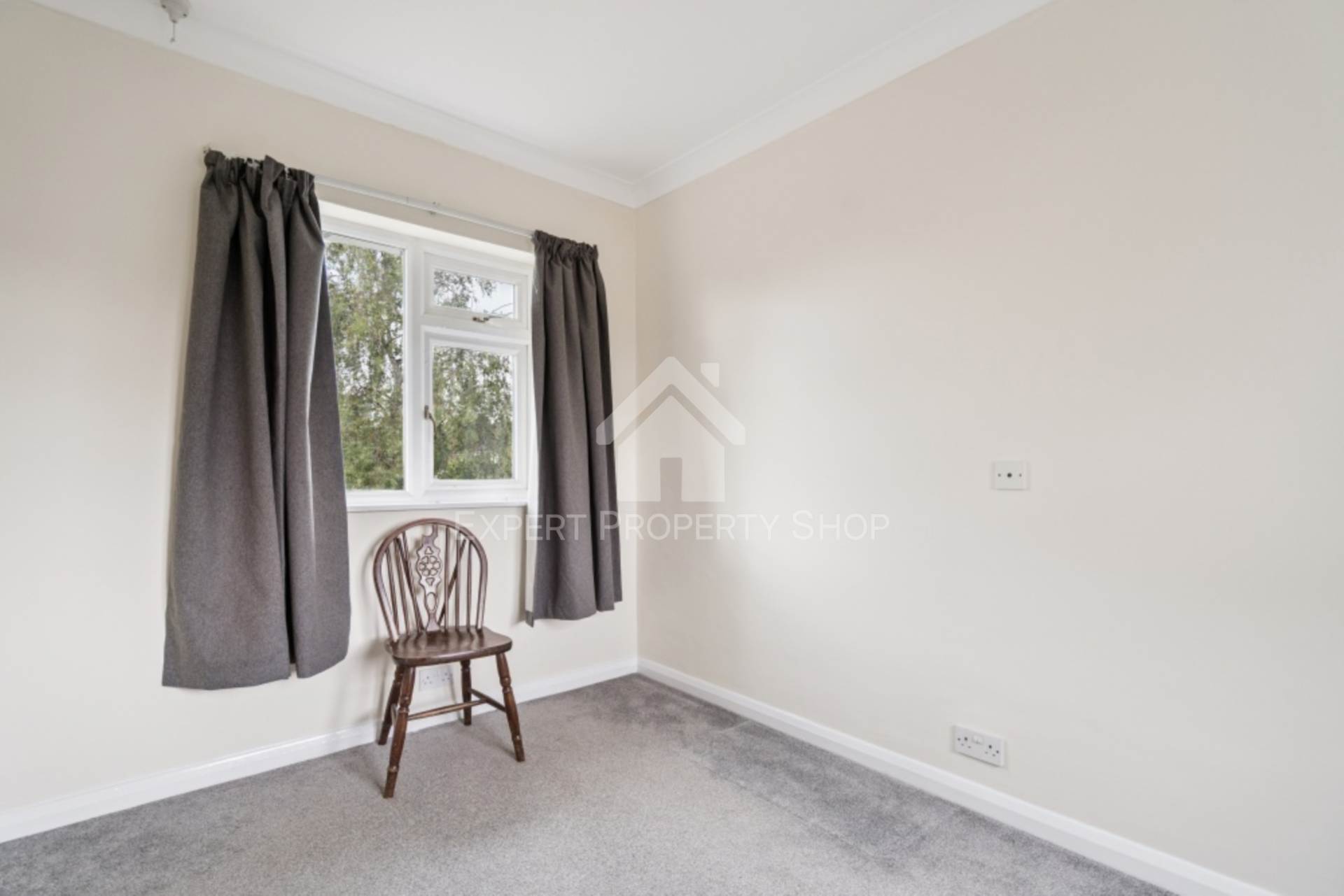 Tring Road, Aylesbury, Image 17