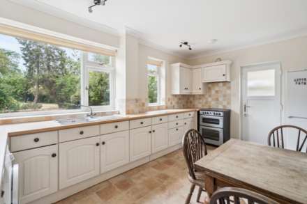 Tring Road, Aylesbury, Image 11