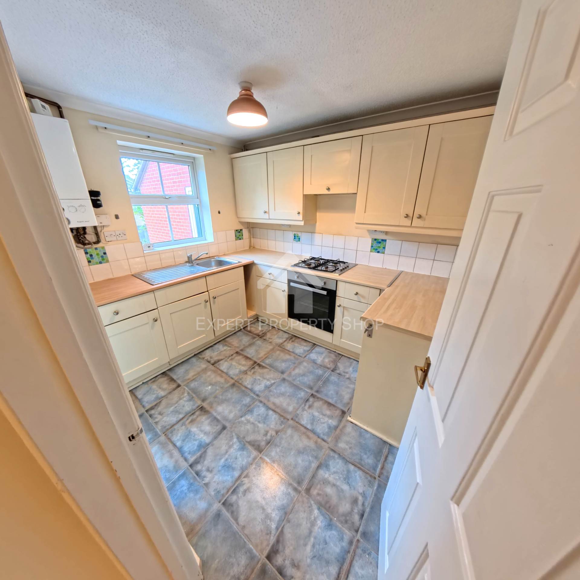 St. Marks Close, Worksop, Image 10