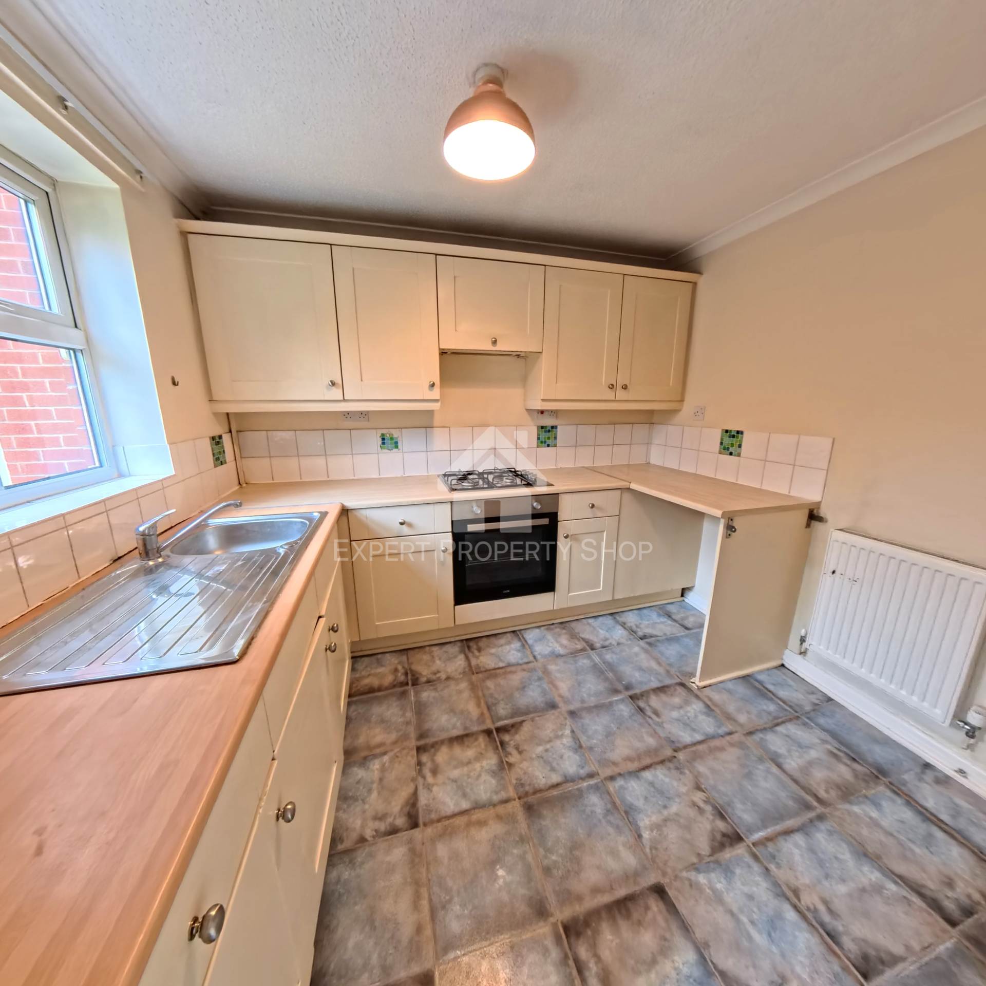 St. Marks Close, Worksop, Image 11